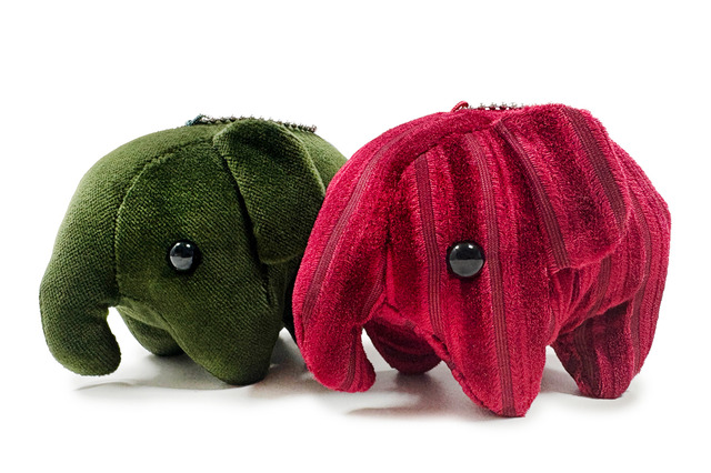 コメダ、明日より2026年福袋予約受付開始！店舗のソファー柄生地を使った「どむぞうくん」キーホルダーも 画像