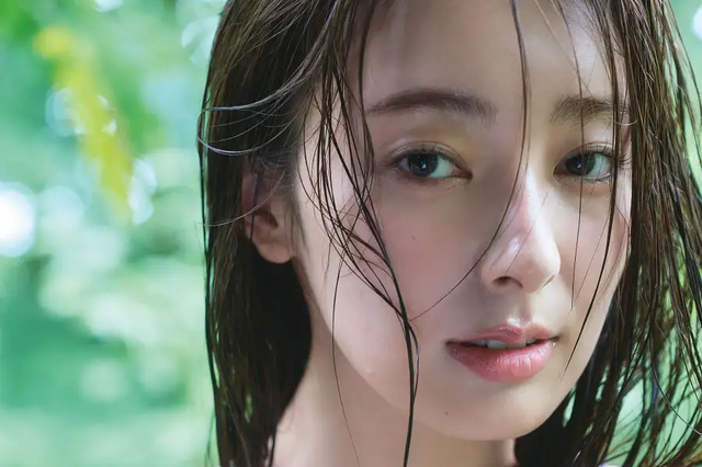 宮本茉由、色気あふれるセクシーカット！“最初で最後のメモリアル写真集”が発売決定 画像