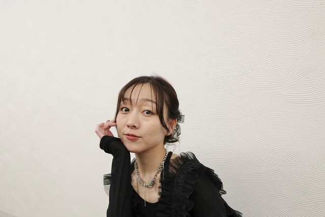元SKE48・須田亜香里、上品なドレスからガーリーなワンピまで番組衣装一挙披露 画像