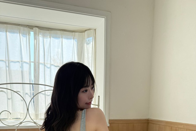 高鶴桃羽、アンダーウェアで谷間くっきり！新作カレンダーイベントを告知 画像
