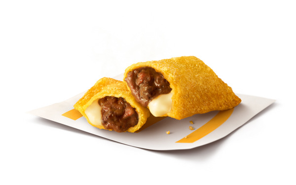 なめらかチーズがたっぷり！マクドナルド、とろ～り3種のチーズ「ビーフシチューパイ」12月3日より販売 画像