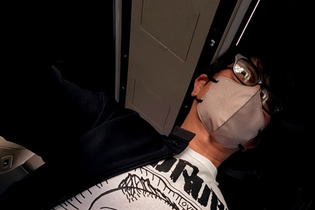 高橋克典、“鶴瓶ド迫力Tシャツ”を着こなす！ファン「鶴瓶さんからパワーもらえそう」 画像