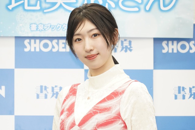 日比美思が新作カレンダーの完成に歓喜、撮影でファッションの傾向に変化も 画像