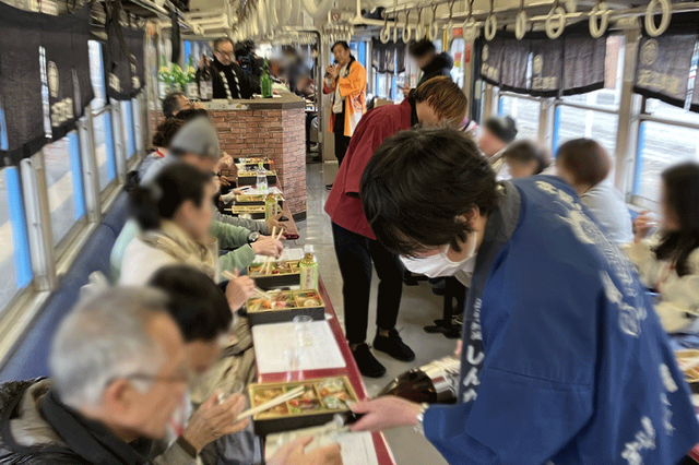 鉄道を貸し切って滋賀・甲賀市の地酒を堪能！近江鉄道「地酒電車」で2026年2月に日本酒飲み放題ツアー開催 画像