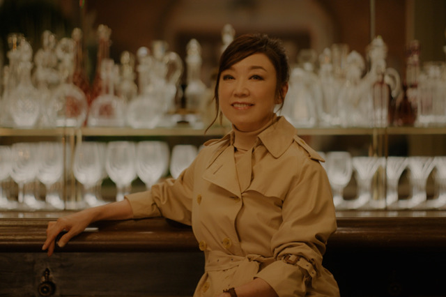 松任谷由実、14年ぶりのテレビCM出演！妻夫木聡と“大人”をテーマに語り合う 画像