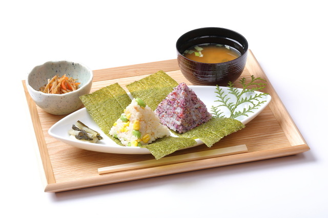 埼玉・宝登山山頂のレストハウスが元旦にリニューアルオープン！新感覚の山頂グルメ「天空むすび」を提供 画像