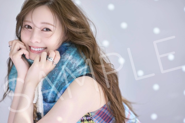 元乃木坂46・白石麻衣、2026年カレンダー発売！冬を感じさせる表紙を公開 画像