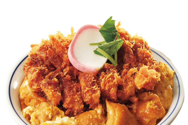 親子丼の上にサクサクなロースカツ！かつや、「出汁醤油ロースカツ on the 親子丼」16日より販売 画像