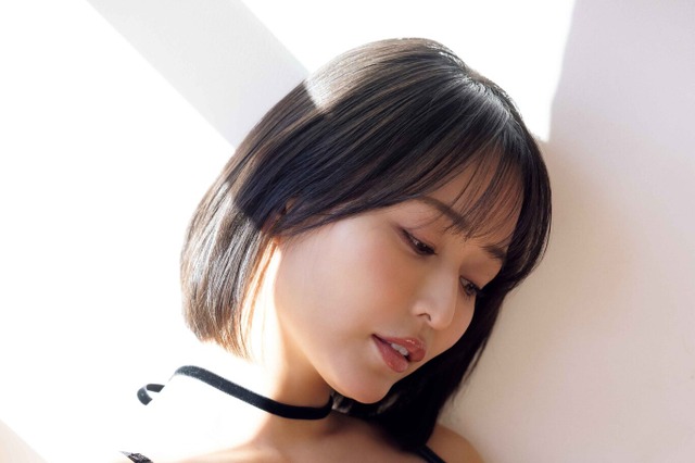 Hカップ美女・天野ちよ、色気ただよう豊満ボディ披露！ 画像