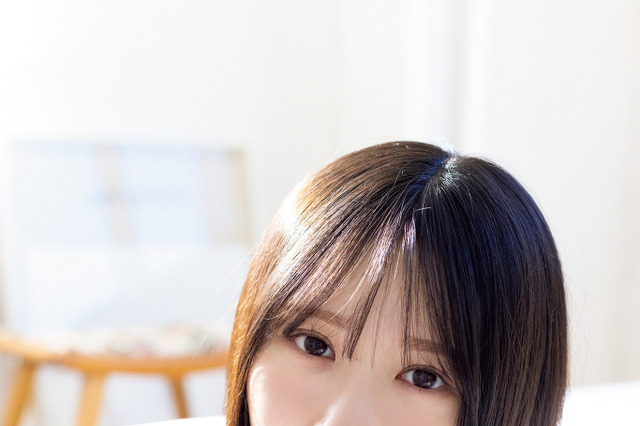日向坂46・藤嶌果歩、リラックスした部屋着姿を披露！本日発売の『アップトゥボーイ』より誌面カット公開 画像