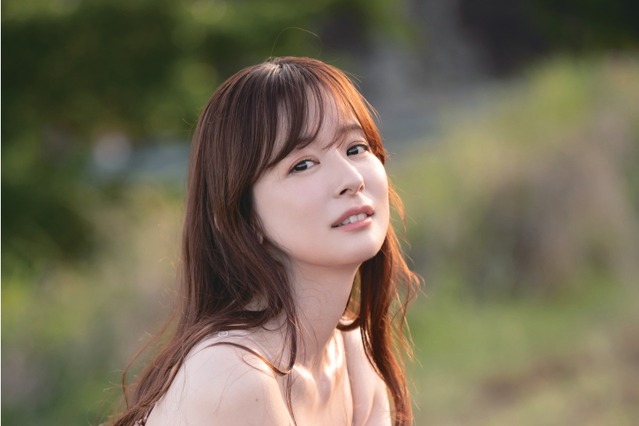 「一緒にお休みを過ごすような気持ちで…」皆藤愛子、写真集予約開始をアピール 画像