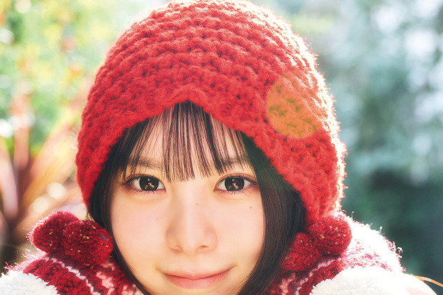 アイドル・浜辺ゆりな、自身初の水着グラビア！色白マシュマロボディを披露 画像