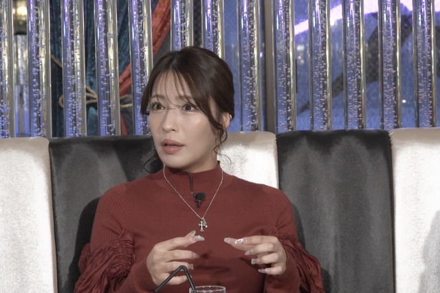 橋本梨菜、10年続けた“日本一黒いグラドル”引退の理由を告白！肌の黒さを維持するために「日帰りでグアムに行ったり…」 画像