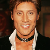 Hyde 11月25日発売の新曲 Let It Out 初披露 Rbb Today