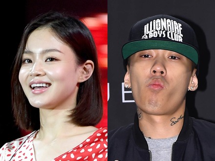 歌姫&大物ラッパーのビッグカップル誕生!イ・ハイ、Dok2と公開恋愛 5年の極秘交際後公表