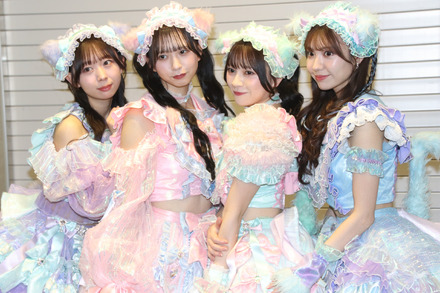 （左から）松田美里・三品瑠香・廣川奈々聖・小玉梨々華【撮影／平木昌宏】