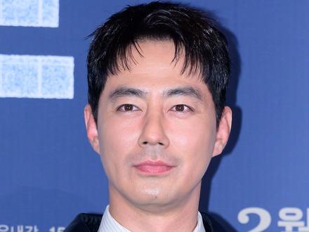 「デモに参加しただろ」韓国ベテラン俳優、発言がSNSで大荒れ…ウォン急落への言及で反感