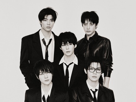 5人組になったZEROBASEONE、世界的写真家とタッグ!新プロフィール写真で成熟したビジュアル披露