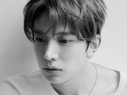 “ENHYPEN脱退”のヒスン、ソロ歌手「EVAN」として新たなスタート…新ビジュアル＆SNS開設！