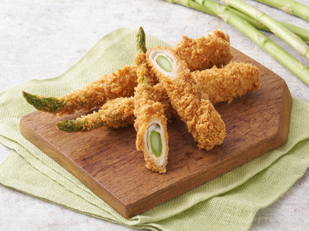 「アスパラの巻きかつ」416円（税込）