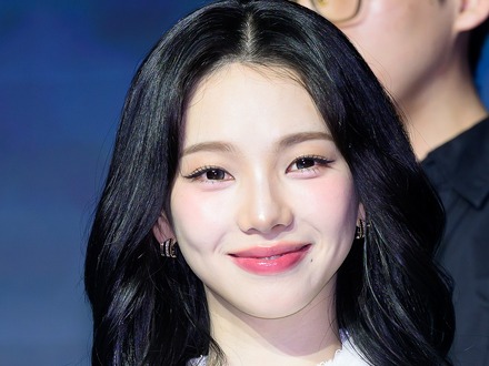 aespa・カリナ、運転免許の筆記試験に合格!家族愛が原動力に「おばあちゃんを助手席に…」