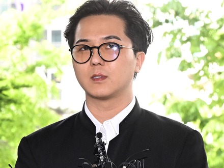102日を無断欠勤で“兵役不正”疑惑の韓国アイドル、初公判で容疑認める　検察は懲役1年6カ月求刑