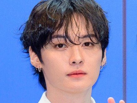 「息をのむ美しさ…」Stray Kids・リノ、色気漂う“非現実的ビジュ”にファン騒然！「ヤバい」
