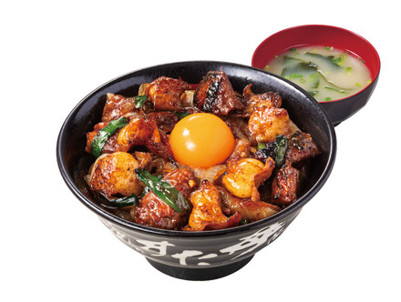 『豚ハラミ牛ホルモン焼肉すた丼』1,390円（税込）
