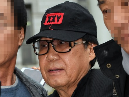 「偉大な離婚」“元妻ネタ”で人を不快にさせて稼ぐ…無礼を売りにする80歳韓国歌手の浅はかさ