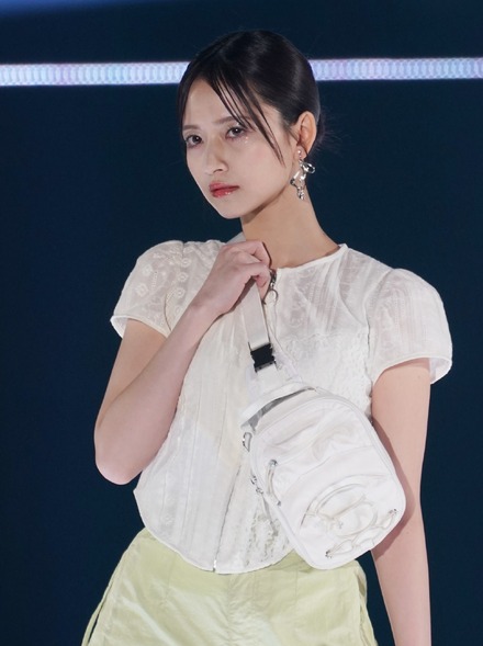 金川紗耶【写真:竹内みちまろ】