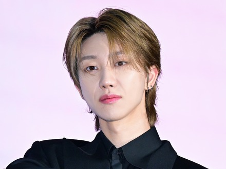 SEVENTEEN・ディエイト、世界的マガジンの表紙に“史上最年少”で抜擢!圧巻オーラで魅了