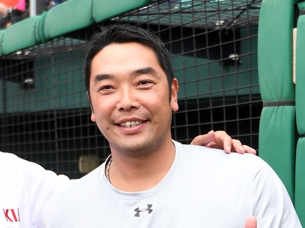 韓国も衝撃「巨人軍の名を汚した」　阿部慎之助監督の涙の電撃辞任、現地メディアはどう報じたのか