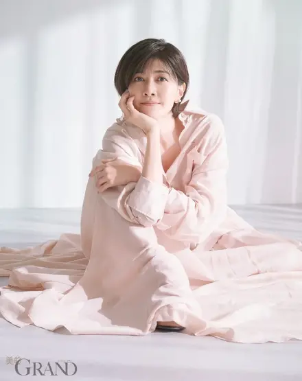 内田有紀、“50歳の節目”を迎え心境語る「私で大丈夫だろうか」という不安を抱きつつ…　『美的GRAND』表紙に登場