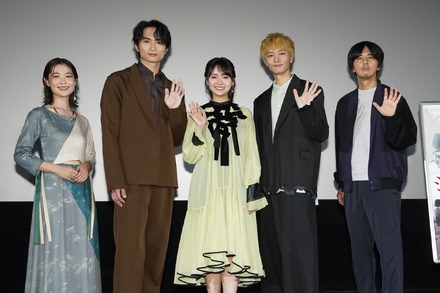 映画『シーシュポスたちのまなざし』(公開中)の公開記念舞台挨拶【写真:竹内みちまろ】