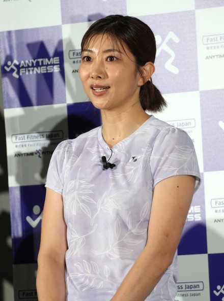潮田玲子【撮影:小宮山あきの】