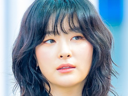 Red Velvet・スルギ、いとこの訃報を受けYouTubeを2週間休止「ご理解をお願いいたします」