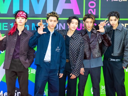 「次はメンバーに加入する」有名プロデューサーの支援か“過剰介入”か　新人K-POPグループのファンが怒るワケ