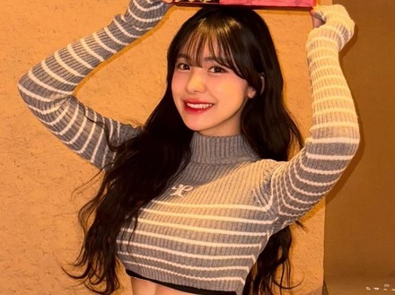 デカいし細い!常人離れした抜群のスタイル!韓国人気チアのイ・ダヘ、圧巻プロポーション際立つ近況