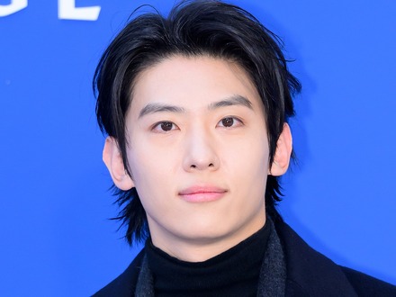 韓国恋リアでブレイクしたDEX、“登録者100万人超”のユーチューブ活動を一時休止へ 芸能界引退説は否定
