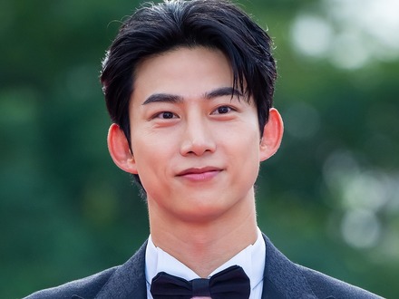 キムタクとも共演の2PM・テギョン、“愛妻家”な一面を公開?新婚生活の近況に注目「ラブラブ」