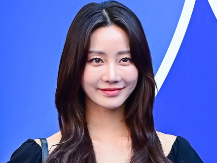 たった1日で4kg減?!双子育てる“シンママ”韓国女優、驚きの体重変化を告白「昨日まで50kgだったのに…」