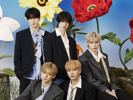 TXT、夏の熱を帯びた表情で魅了…日本5thシングル『セツナハナビ』新ビジュアル公開