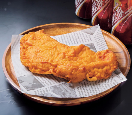 【2パイクジーパイ】「サクサク鶏むねジーパイ」881円(1個) <各日販売予定100点>