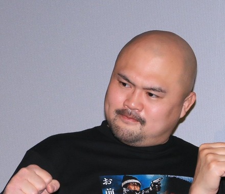 坂井良多(鬼越トマホーク)【撮影:小宮山あきの】
