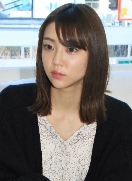 山谷花純【撮影:小宮山あきの】