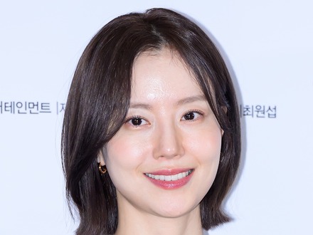 交際報道なしで電撃結婚後、初めて近況を公開!韓国女優、少しふっくらした姿が話題