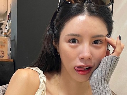 「胸もとそんなに見せてもいいの…？」別人級の超絶美女！韓国女子バレー選手の衝撃オフショット