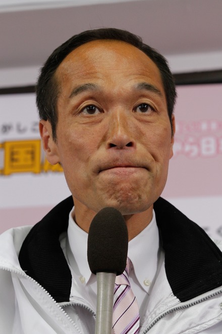 東国原英夫（写真：アフロ）