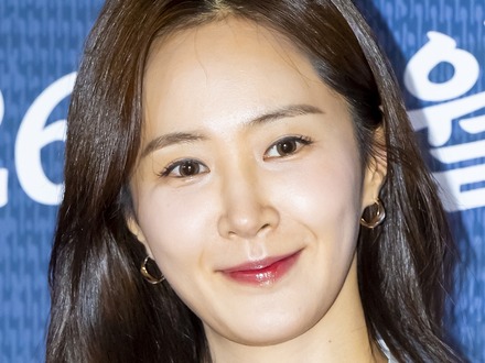 SMエンタ、少女時代・ユリとの19年にわたる専属契約終了を発表 グループの活動は継続