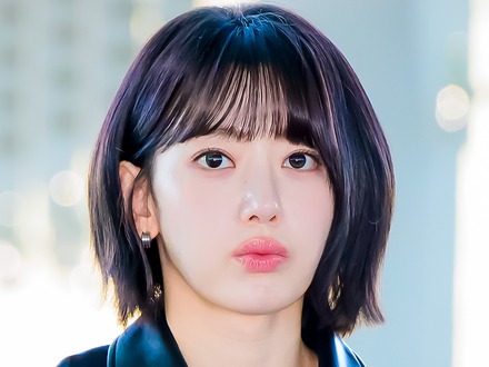 LE SSERAFIM・宮脇咲良、日本で生ビール＆グルメ満喫！オフショットに反響「一緒に乾杯したい」